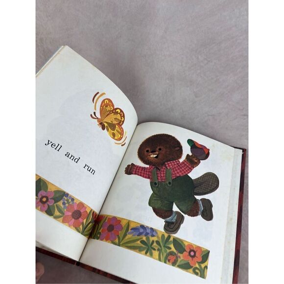 Vintage Children’s Book Busy Beaver’s Day - Picture 5 of 6